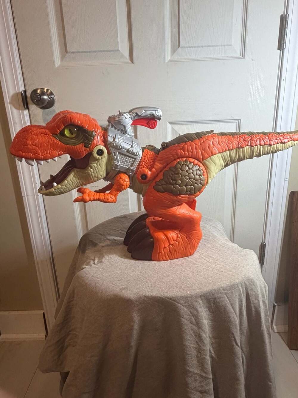 Fisher-Price Imaginext Jurassic World Mega Mouth T-Rex Dinosaur Toy